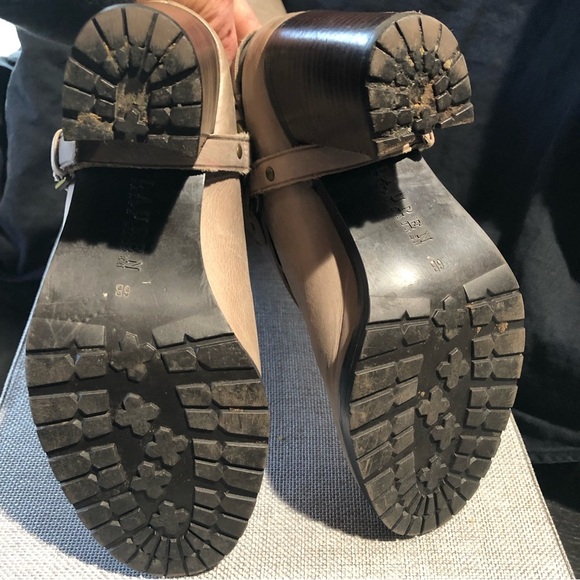 Ralph Lauren Delsa high leather boot in taupe front logo detail with straps 6 - Picture 7 of 8